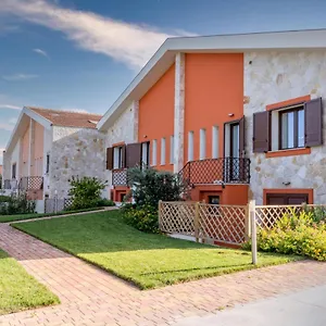 Apartment Lumen House