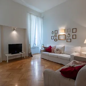 Apartment Ad Flat