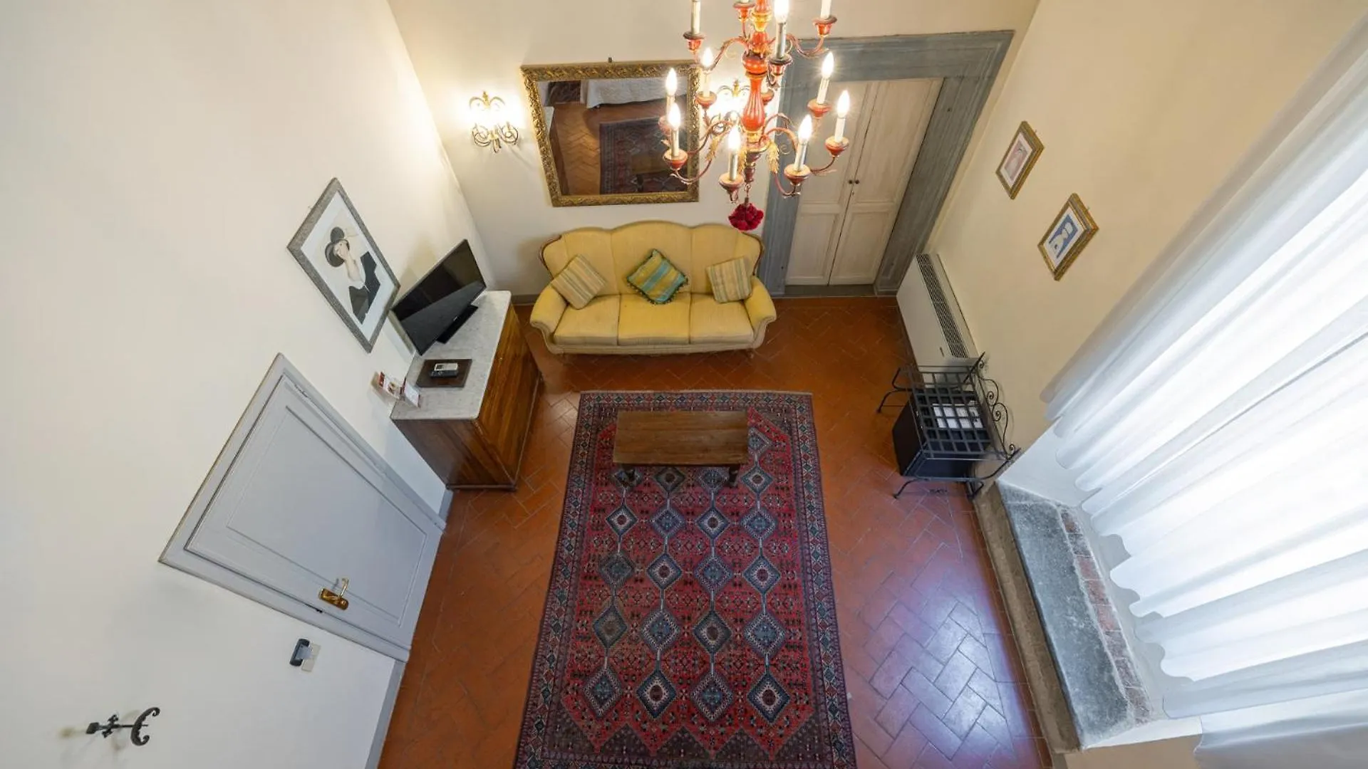 Hotel San Michele Cortona 4*,